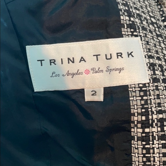 Elegant Trina Turk suit set. Short Jacket w/ skirt - Picture 5 of 10
